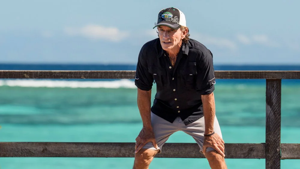 Jeff Probst revela accidentalmente resultado de competencia de fuego en final de 'Survivor 50'