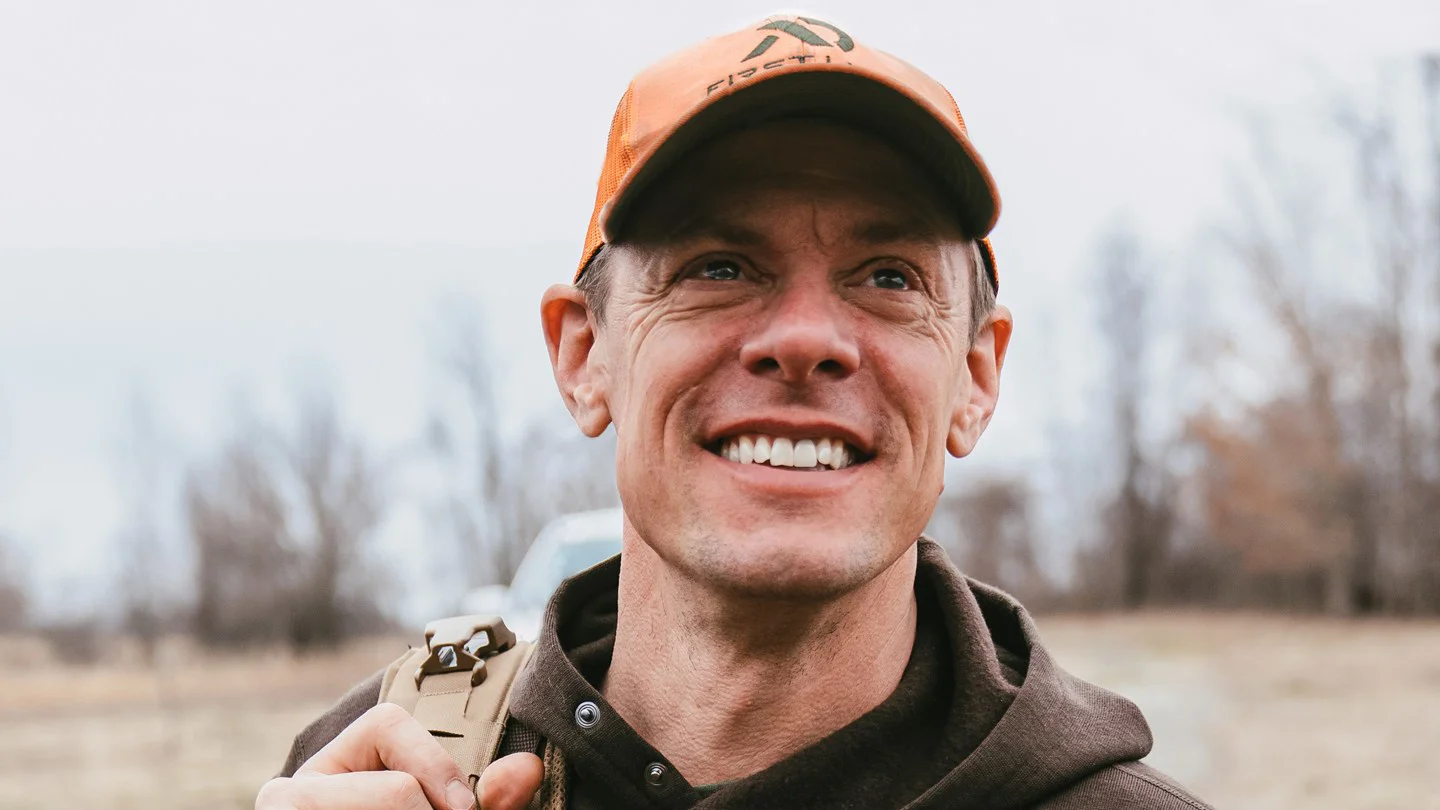 Steven Rinella y MeatEater firman con UTA para expandir negocios en video, audio y giras