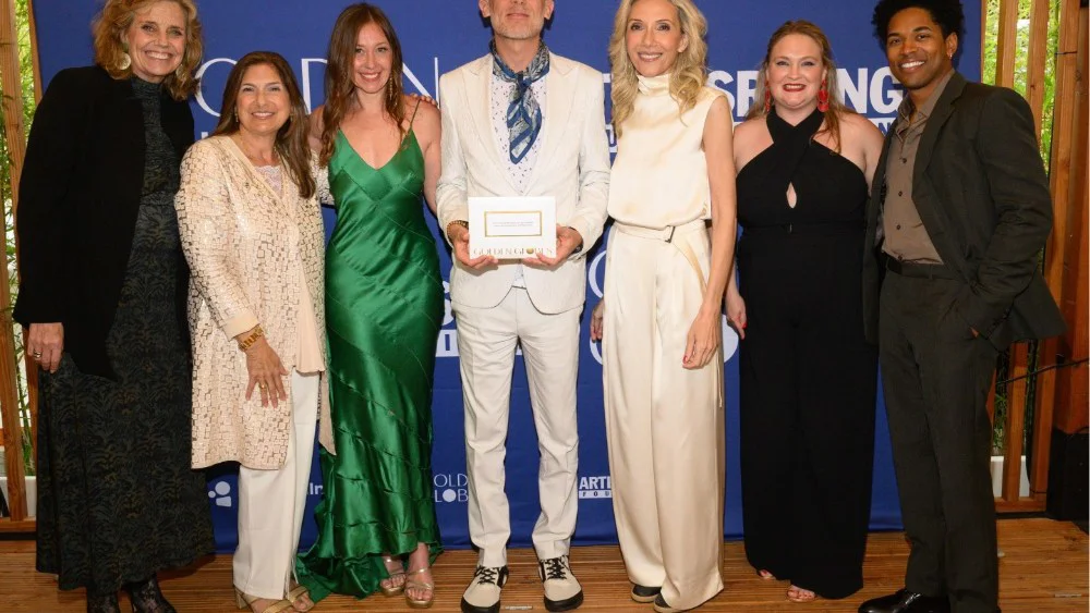 Joshua y Rebecca Tickell ganan Premio Golden Globes en Cannes por documental 'Groundswell'