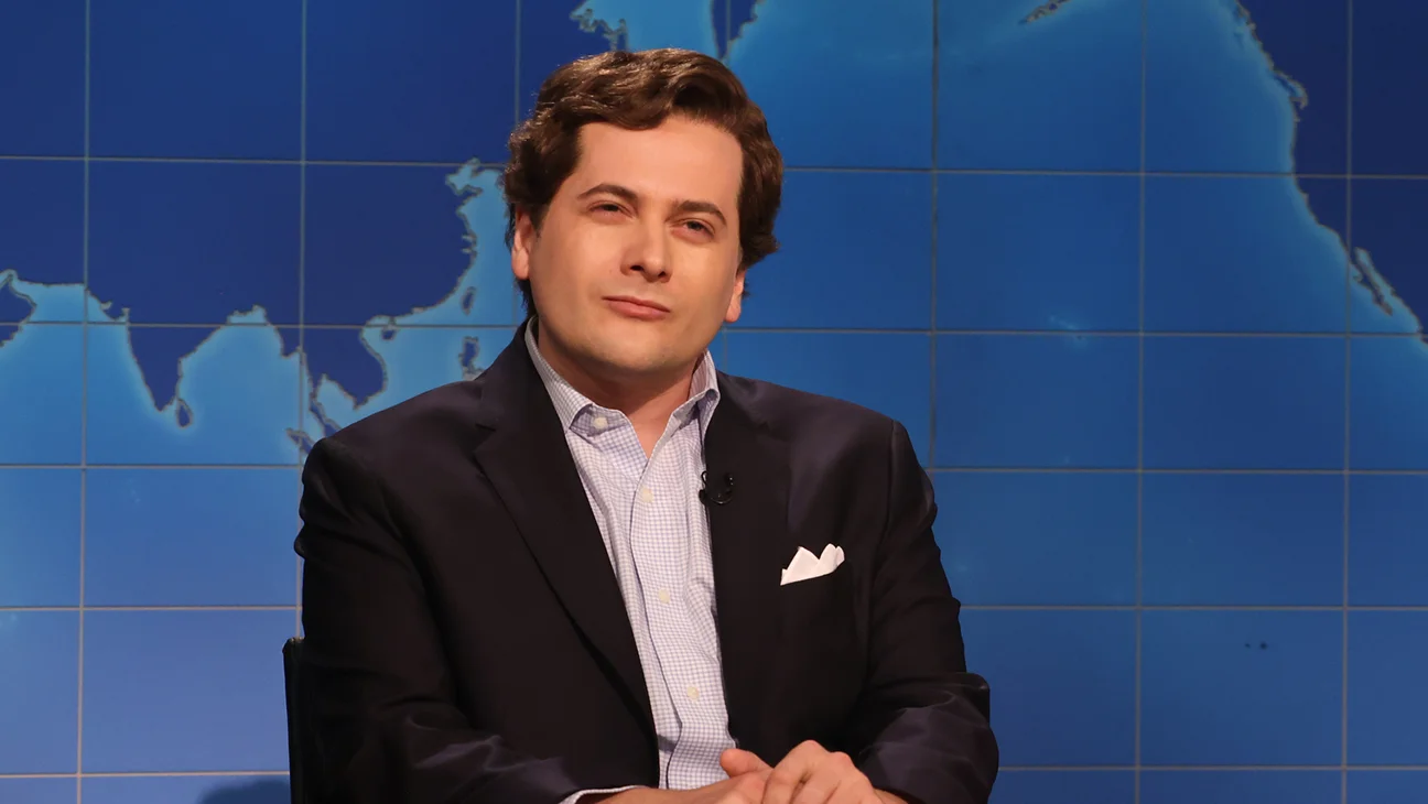 Debate sobre originalidad surge tras imitación de Tucker Carlson en SNL