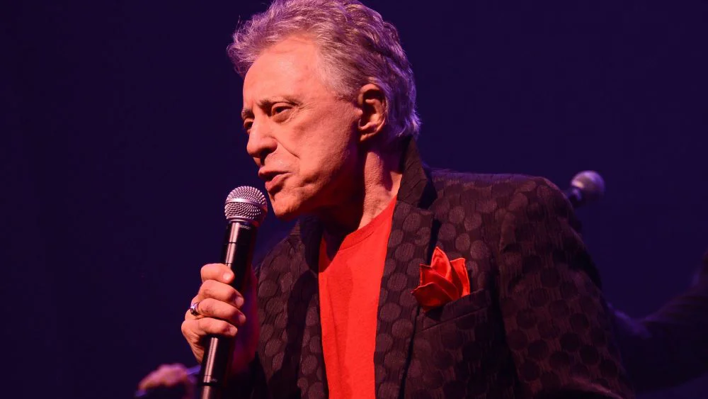 Frankie Valli cancela todos sus conciertos de 2026 por motivos de salud