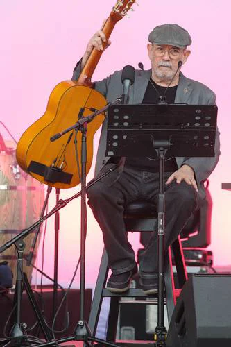 Silvio Rodríguez anuncia gira por España para septiembre y octubre de 2026
