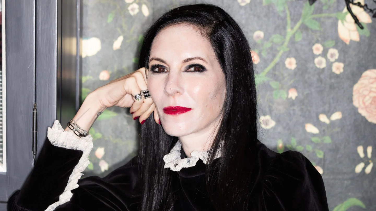 Jill Kargman estrena 'Influenced' y reflexiona sobre la muerte y su amistad con Gwyneth Paltrow
