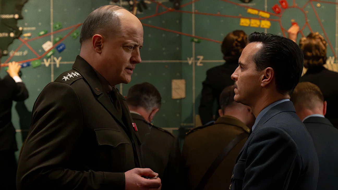 'Pressure': Andrew Scott y Brendan Fraser lideran drama bélico sobre el meteorólogo del Día D
