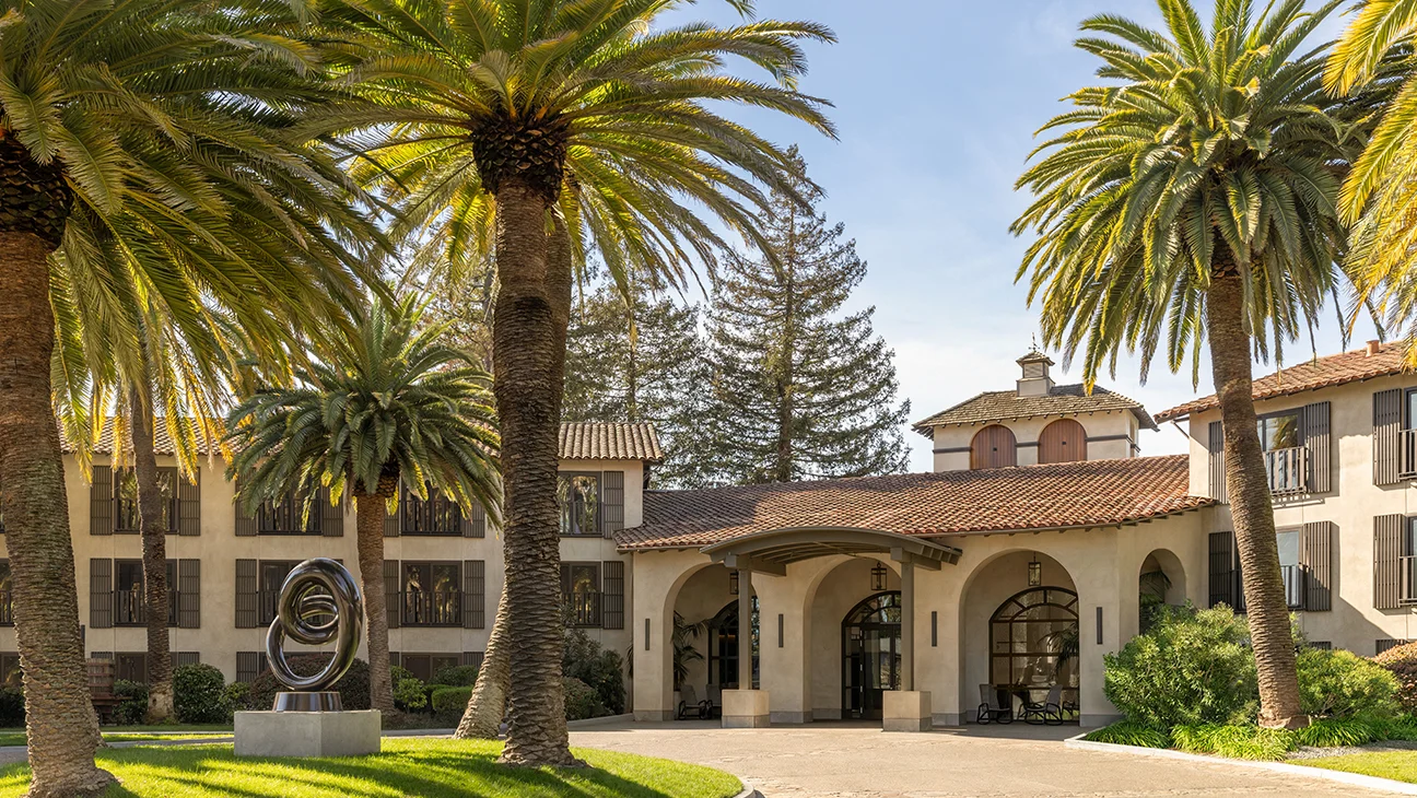 Hilton inaugura Casa Mani Resort Napa Valley tras transformación de 80 millones de dólares