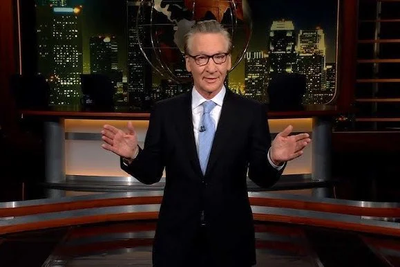 Bill Maher se burla de las deserciones en el concierto 'Freedom 250' de Trump