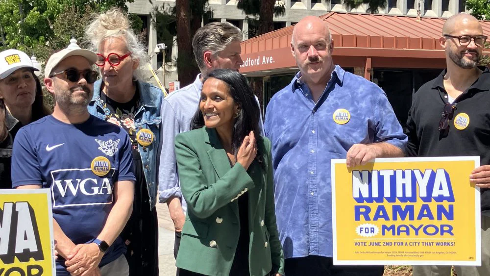 Nithya Raman insta a candidatos a gobernador a apoyar créditos fiscales ilimitados para cine