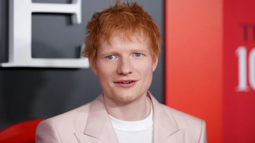 Ed Sheeran anuncia su salida de Warner Music tras 15 años