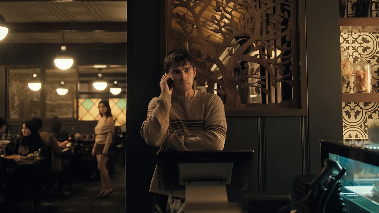 Curry Barker firma acuerdo millonario con Universal y Blumhouse tras éxito de 'Obsession'