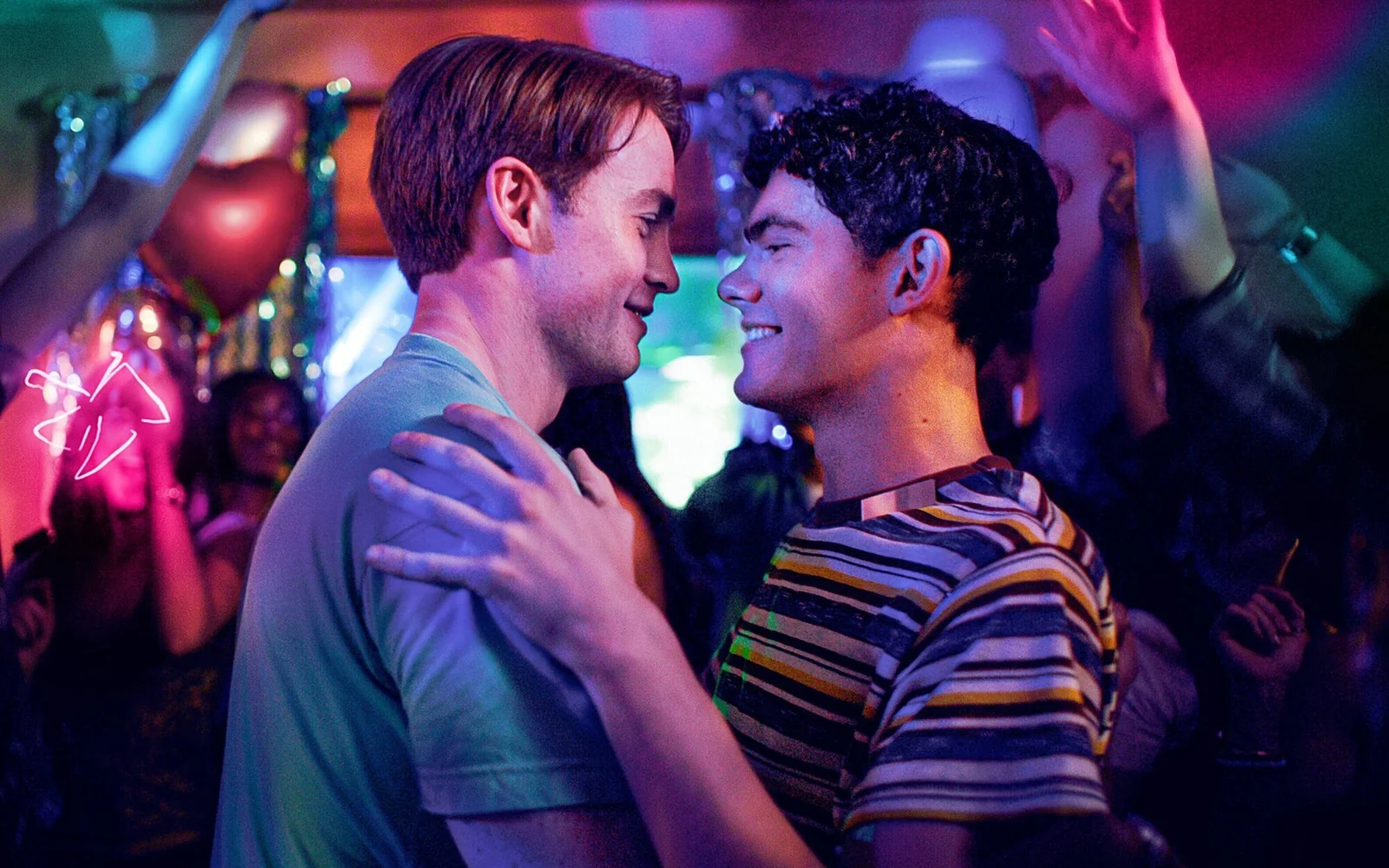 Netflix publica el tráiler de 'Heartstopper para siempre', película que cierra la serie