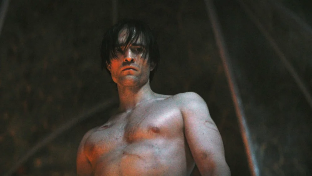 Robert Pattinson revela detalles del entrenamiento para 'The Batman: Parte II' y responde a críticas sobre su físico