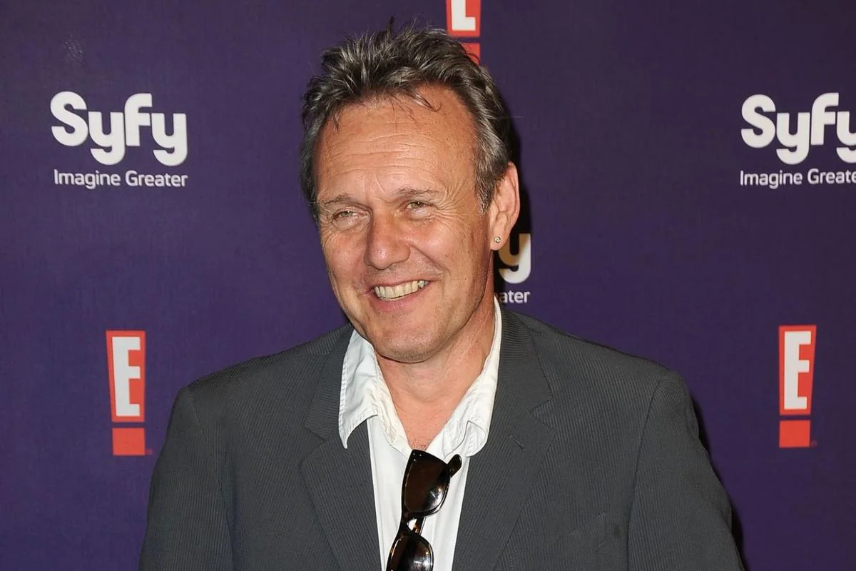Fallece Anthony Head a los 72 años por complicaciones de neumonía