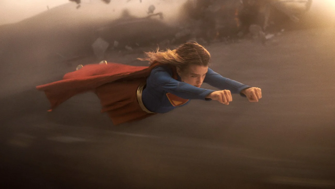'Supergirl' inicia con $7.8 millones en preestrenos; críticas mixtas para el filme de DC