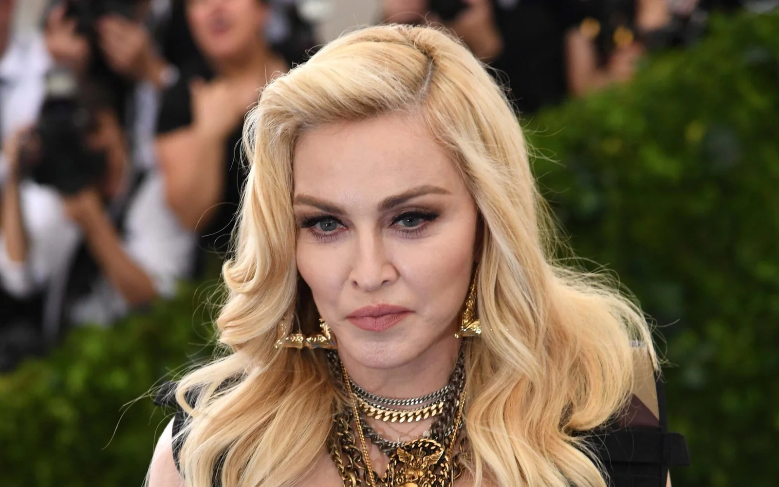 Madonna explica la cancelación de su biopic con Julia Garner por desacuerdos de presupuesto