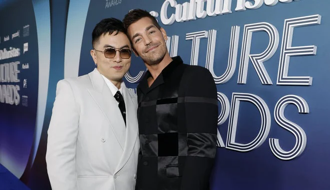 Bowen Yang y Matt Rogers conducen la quinta edición de los Las Culturistas Culture Awards