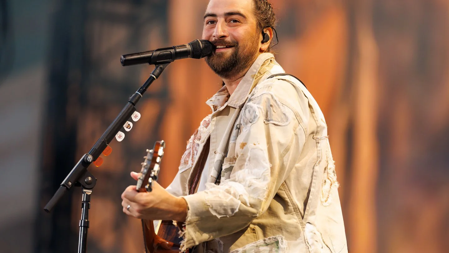 Noah Kahan arremete contra Trump por usar su canción sin permiso