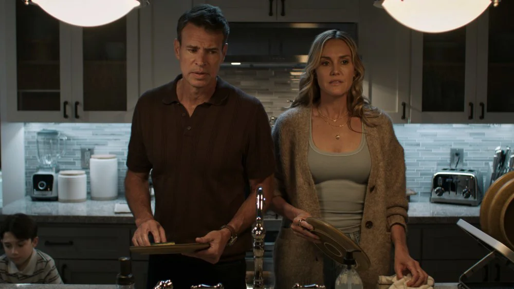 Scott Foley reacciona a la cancelación de 'It's Not Like That' en Prime Video