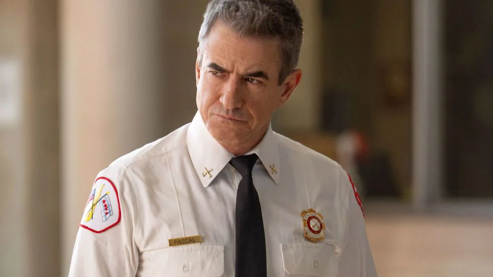 Dermot Mulroney deja 'Chicago Fire' en la temporada 15