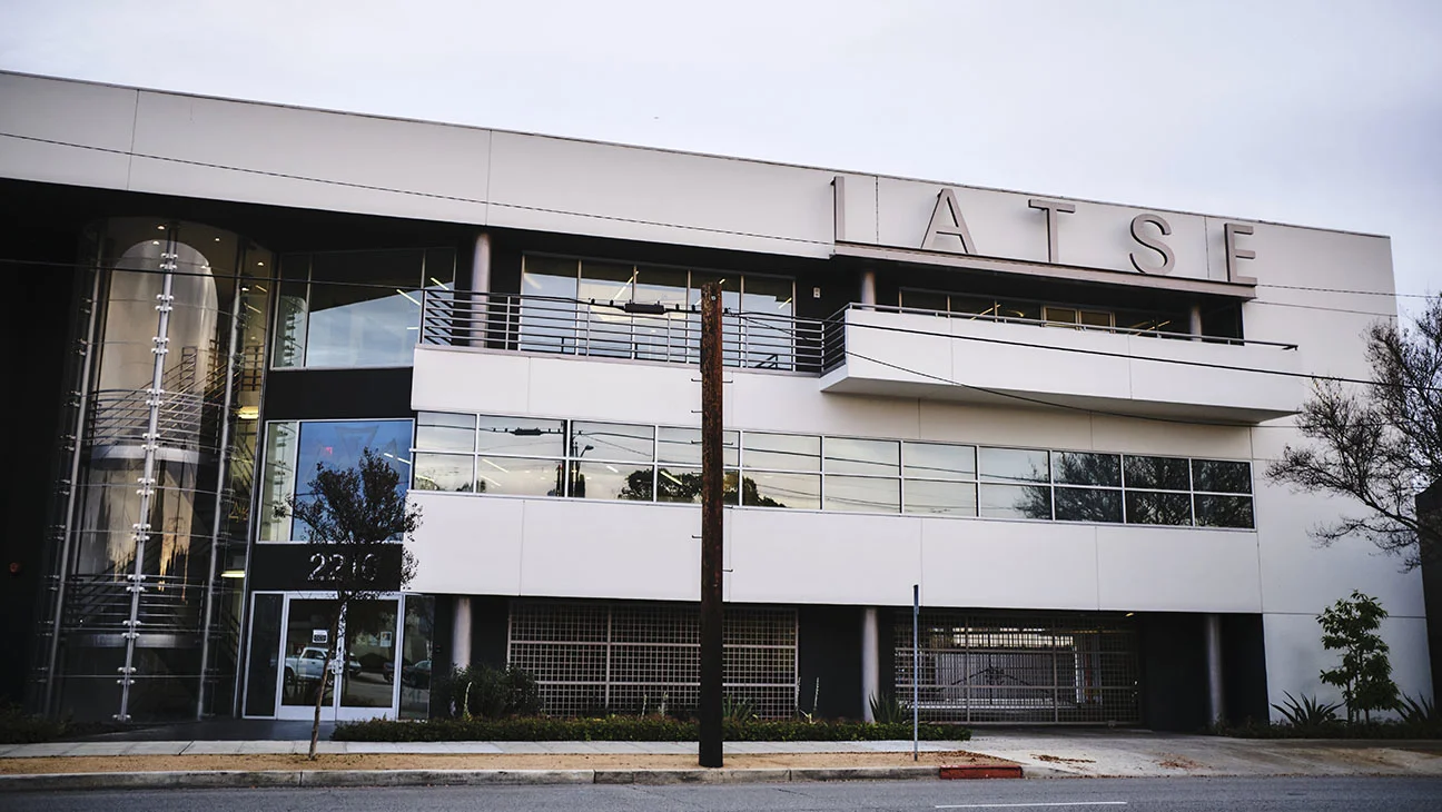 Trabajadores de Swaybox Studios en Nueva Orleans votan a favor de sindicalizarse con IATSE