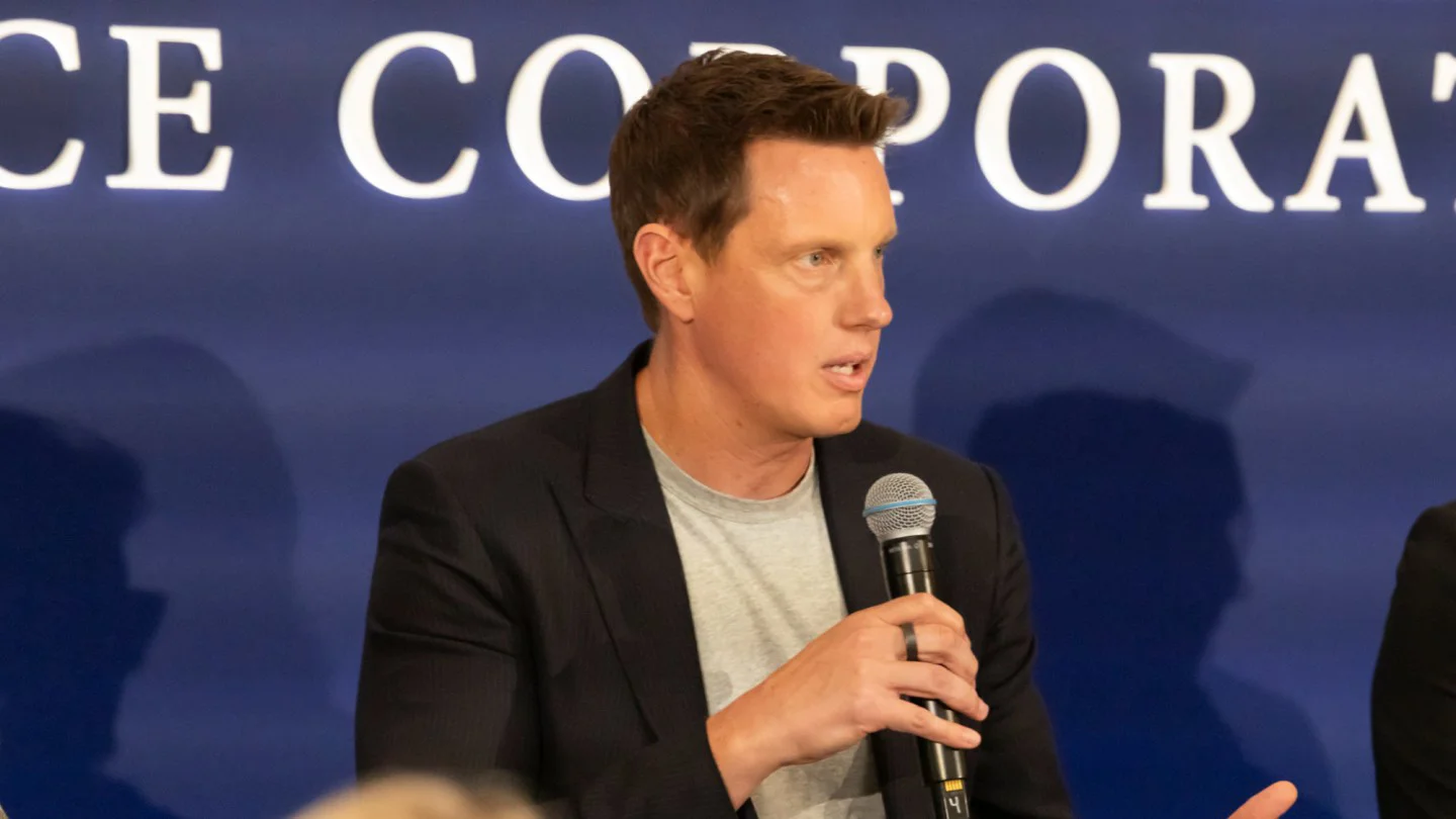 Reguladores de la UE aprueban oferta de Paramount por Warner Bros. Discovery tras concesiones