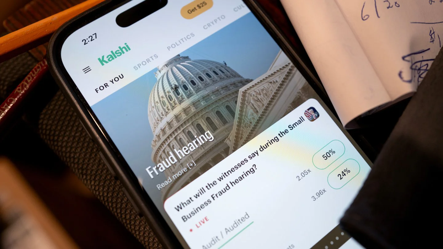Spotify retira 500 mil reproducciones a Malcolm Todd por presunta manipulación vinculada a apuestas
