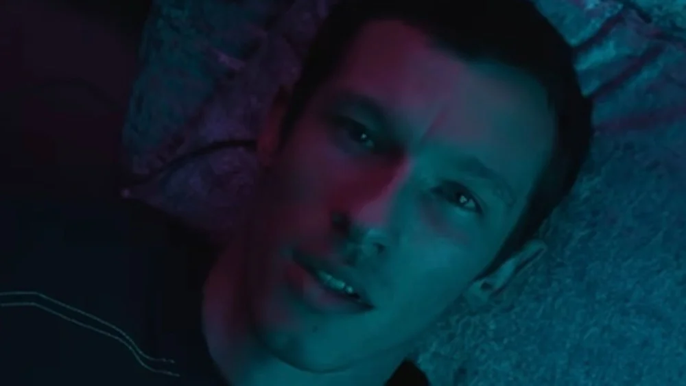Apple TV+ presenta teaser de 'Neuromancer' protagonizada por Callum Turner