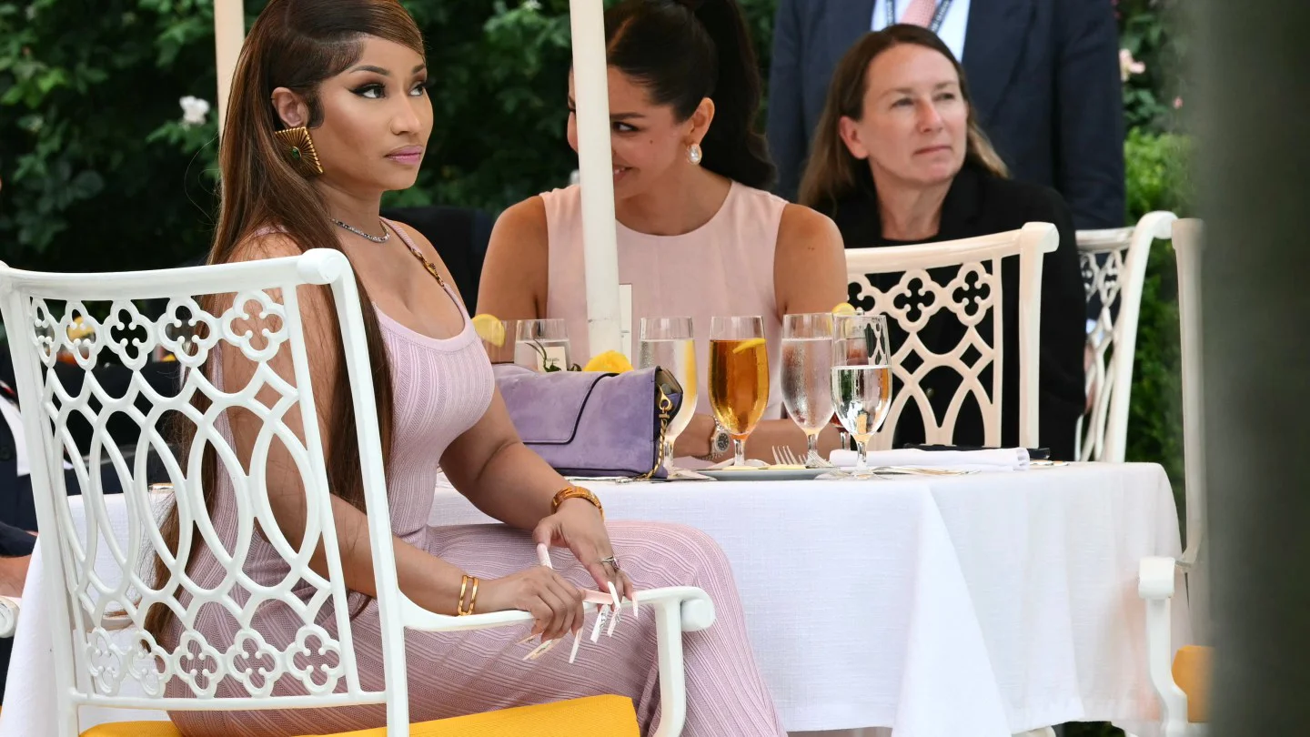 Trump elogia a Nicki Minaj como 'tan caliente' durante almuerzo en la Casa Blanca