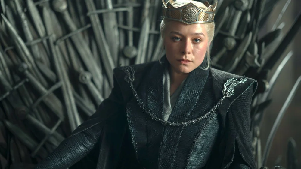 Rhaenyra Targaryen asume el Trono de Hierro entre caos, paranoias y un engaño familiar