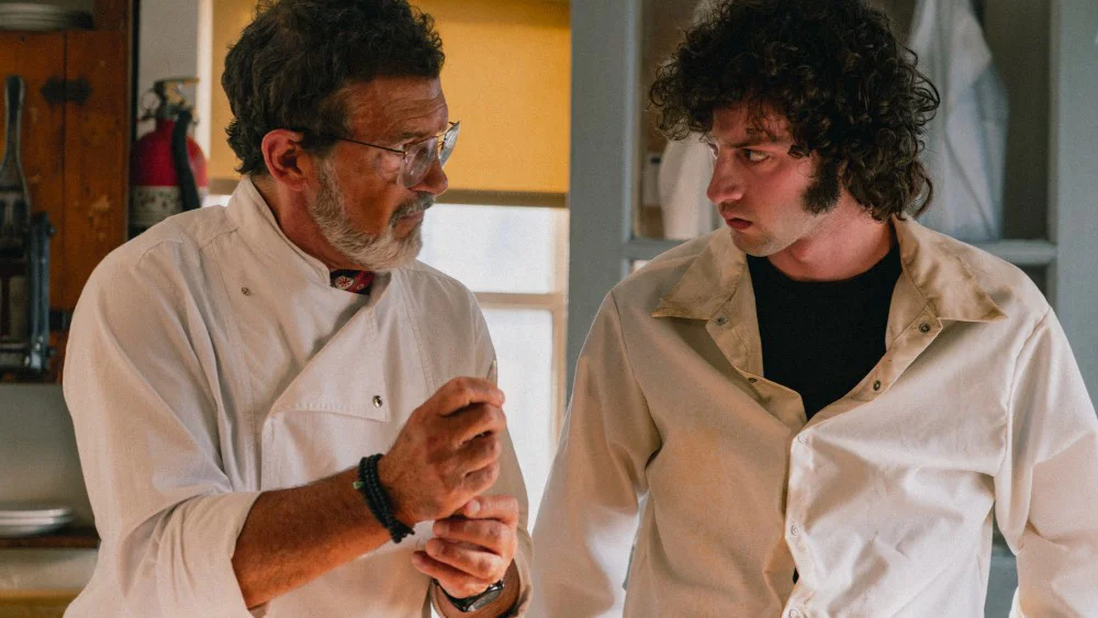 'Tony': la película sobre el primer verano de Anthony Bourdain en una cocina
