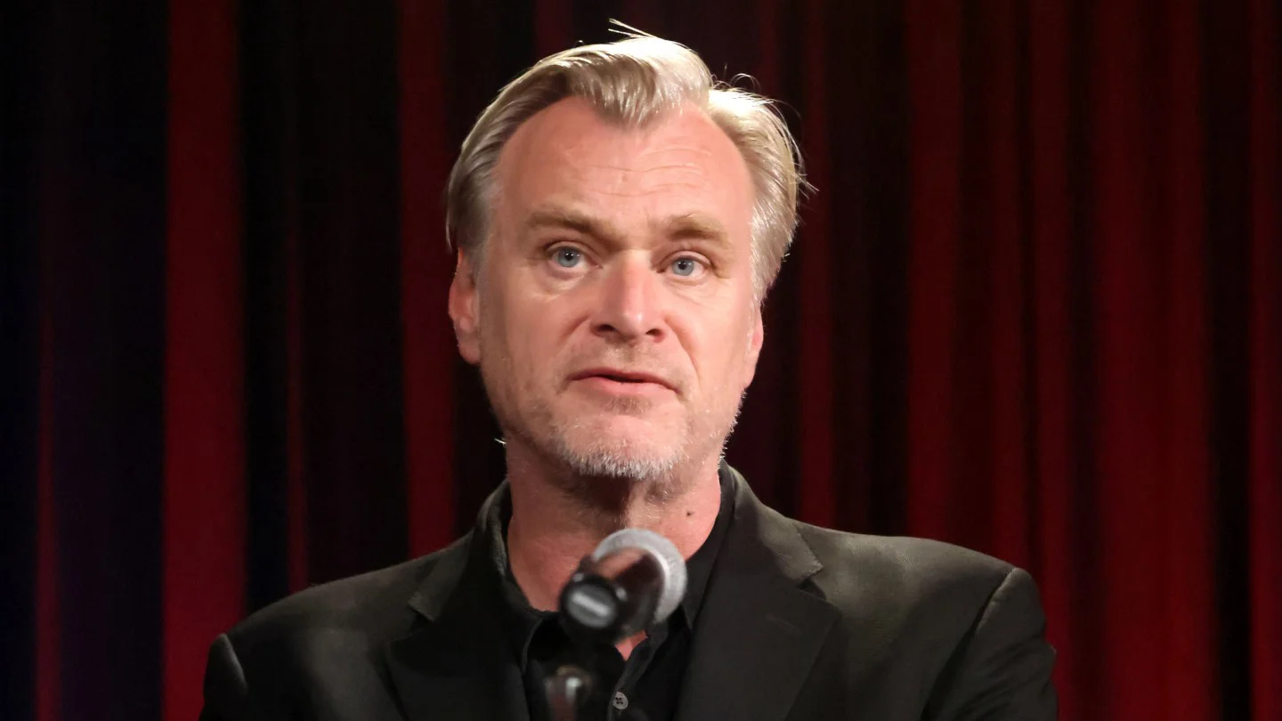 Christopher Nolan afirma que estaría 'aterrorizado' de dirigir una comedia romántica