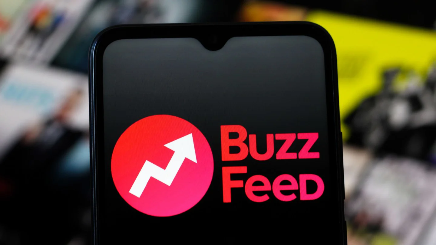 BuzzFeed y HuffPost despiden al 35% de su plantilla tras la compra de Byron Allen