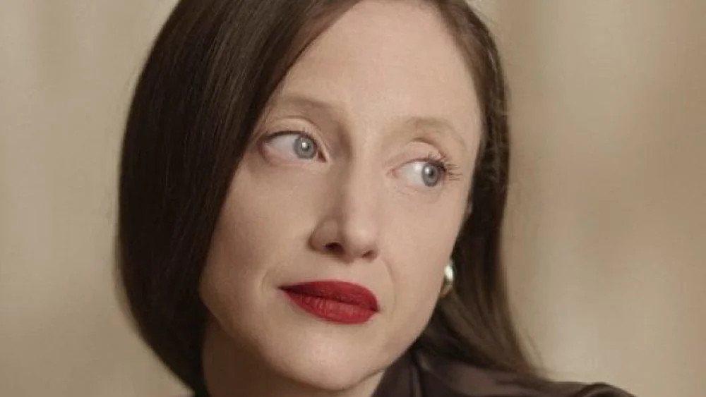Andrea Riseborough se une a Jeremy Strong en el drama '9/12' de Paramount+