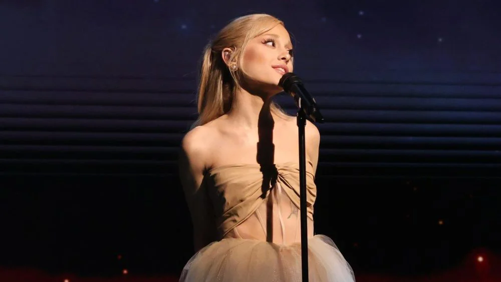 Ariana Grande demanda a hackers por filtrar música y material inédito