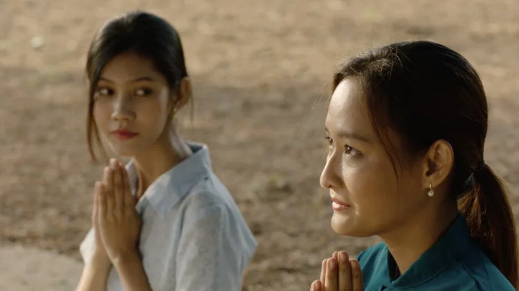 Presentan tráiler de 'Hope' de Na Hong-Jin; Focus Features adquiere biopic 'Elsinore' y Karlovy Vary estrena filme de Myanmar