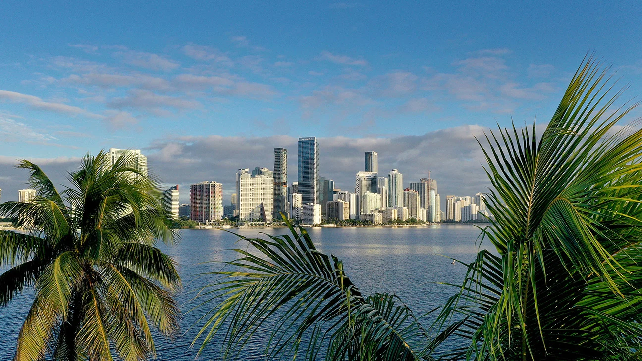 Investigan como muerte no clasificada la caída de ex estrella de reality desde piso 28 en Miami