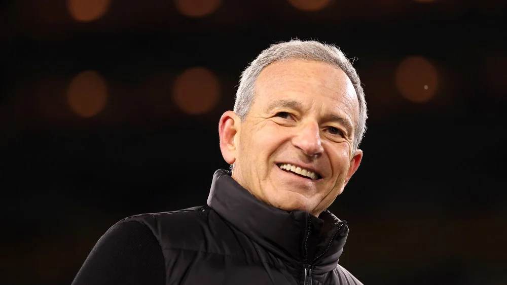 Bob Iger se convierte en el primer ejecutivo en ser nombrado 'Disney Legend'