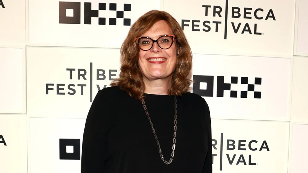 Lilly Wachowski afirma que Hollywood rechaza financiar su película trans de 10 millones de dólares