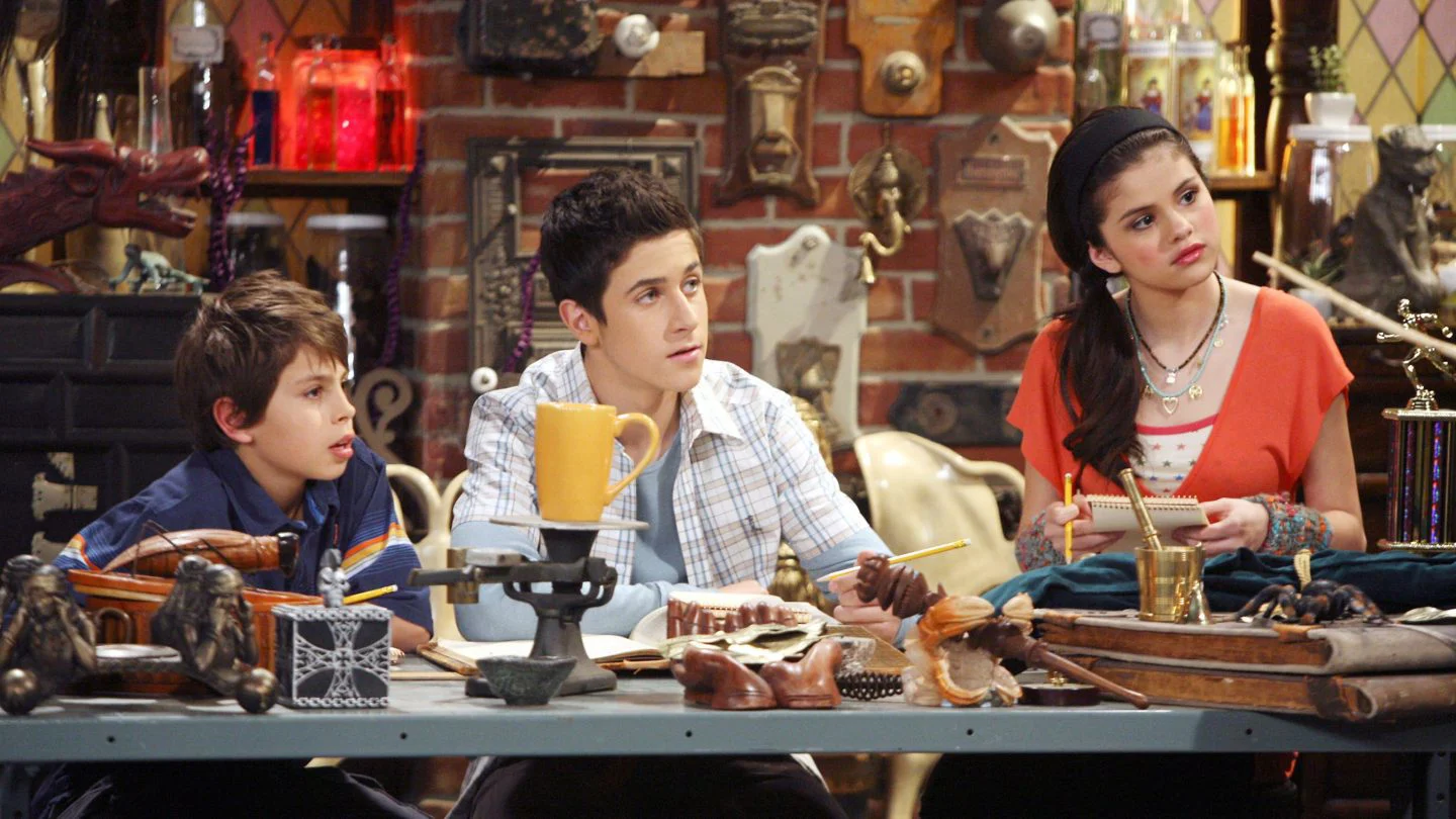 Jake T. Austin expresa decepción por no participar en el revival de 'Wizards of Waverly Place'