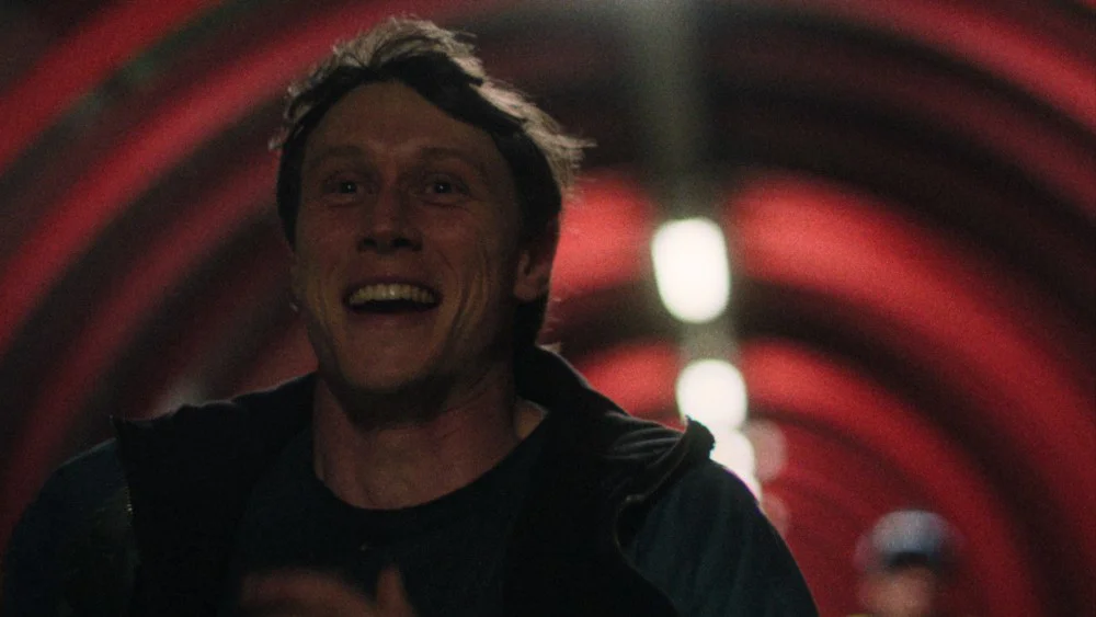Paul Wright estrena 'Mission' en competencia en el Festival de Edimburgo
