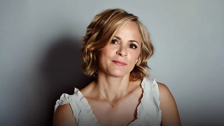 Amy Sedaris se une a Ben Stiller en la comedia 'Protective Custody' de Apple TV