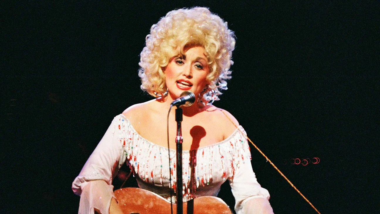 Patrimonio de Dolly Parton anuncia festival 'Dollyfest' en Nashville y Londres para 2027