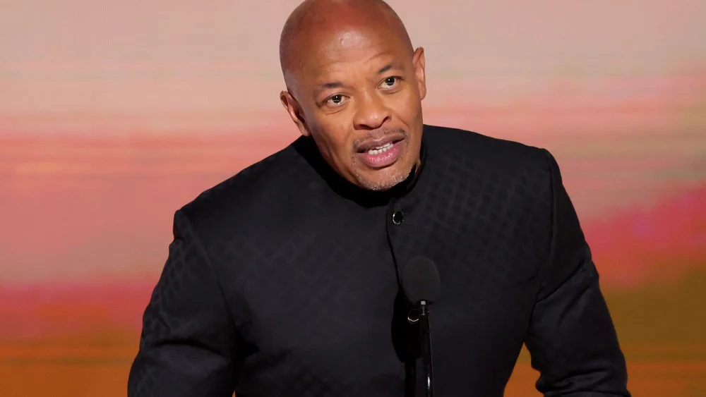 Dr. Dre afirma que solo quienes tienen problemas para crear temen a la IA