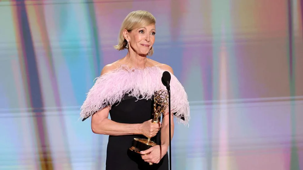 Allison Janney gana su octavo Emmy y empata récord histórico