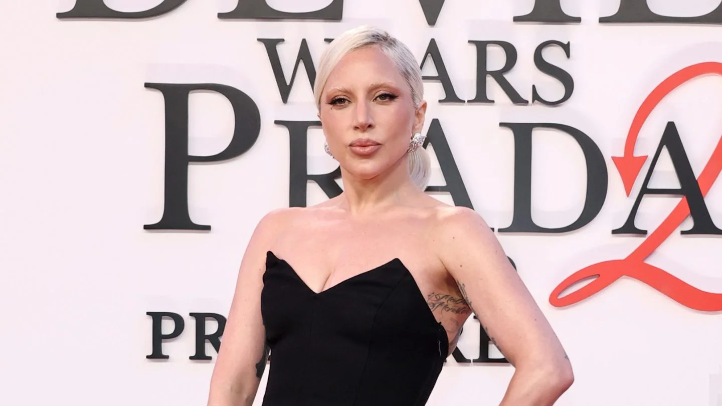 Lady Gaga y Michael Polansky reciben a su primer bebé