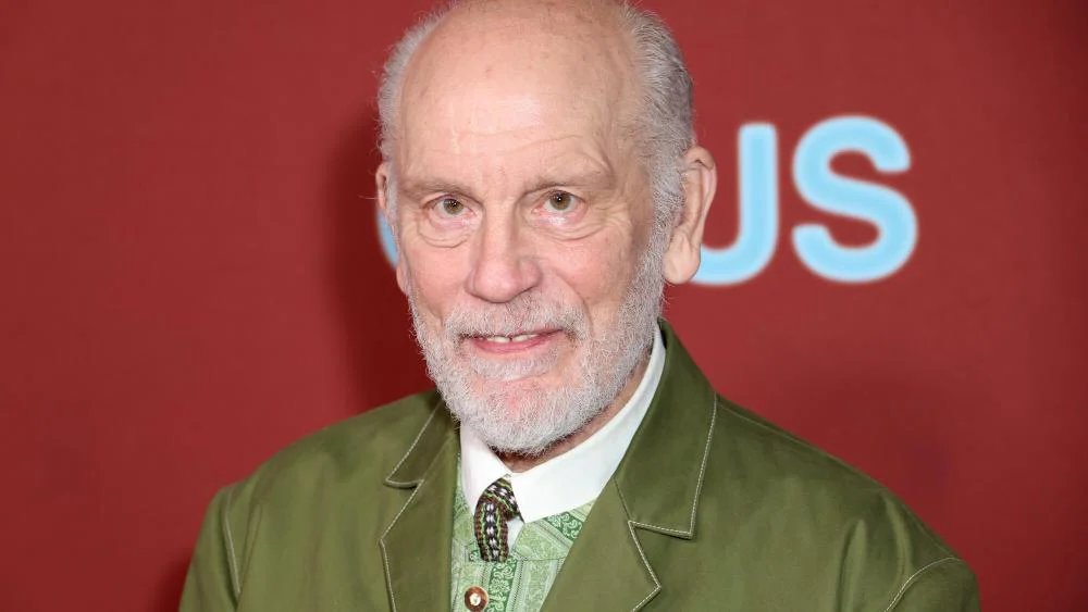 John Malkovich cancela 'The Music Critic' en Israel por comunicado con citas falsas