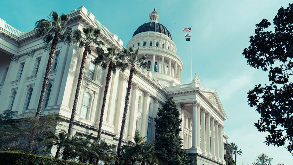 Legisladores de California aprueban SB 186 para ajustar créditos fiscales cinematográficos