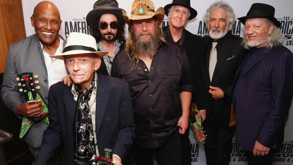 Heartbreakers originales se reúnen tras 24 años con Chris Stapleton en Nashville