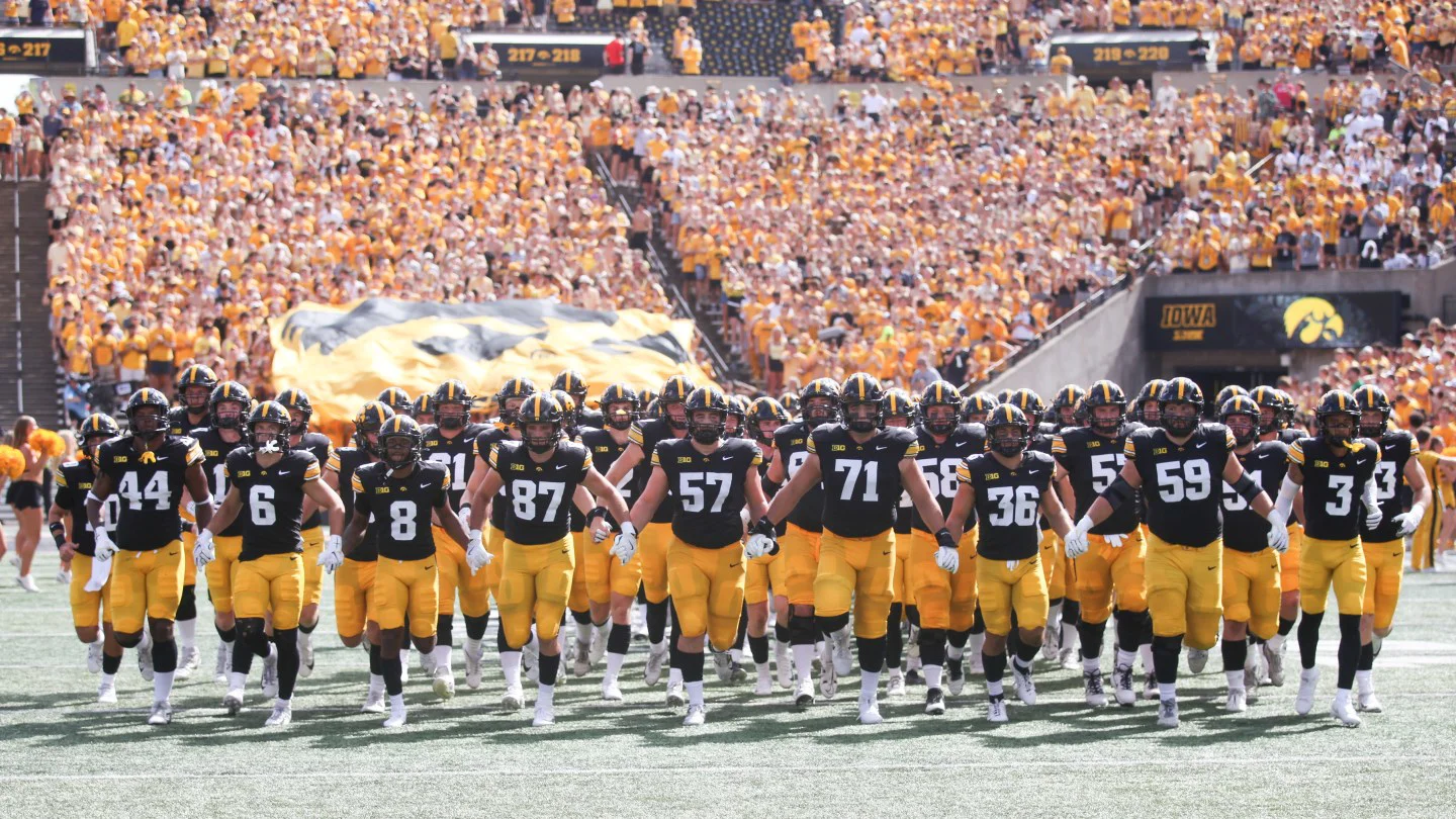 Guía para ver en vivo Iowa vs. Iowa State y Texas vs. Ohio State este 12 de septiembre